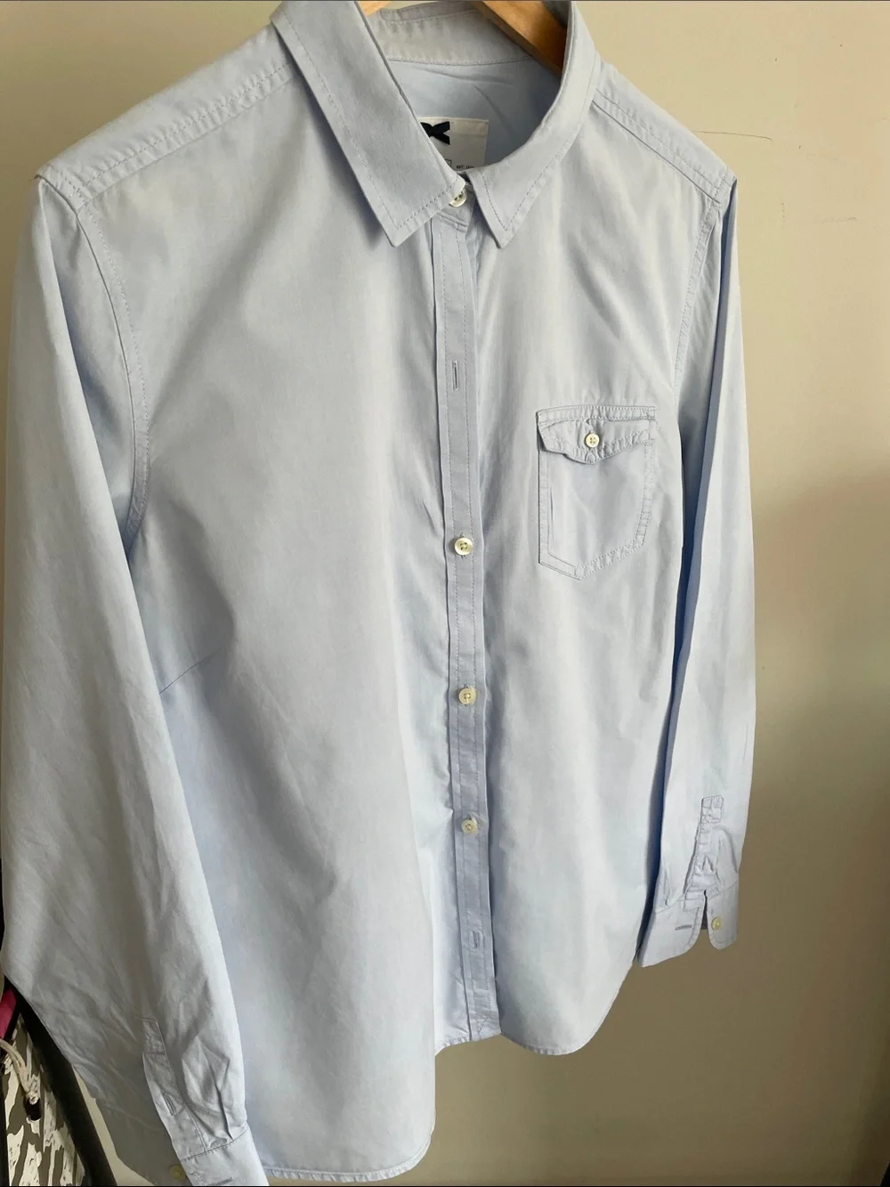 Banana Republic Light Blue Women’s Button-Down Shirt